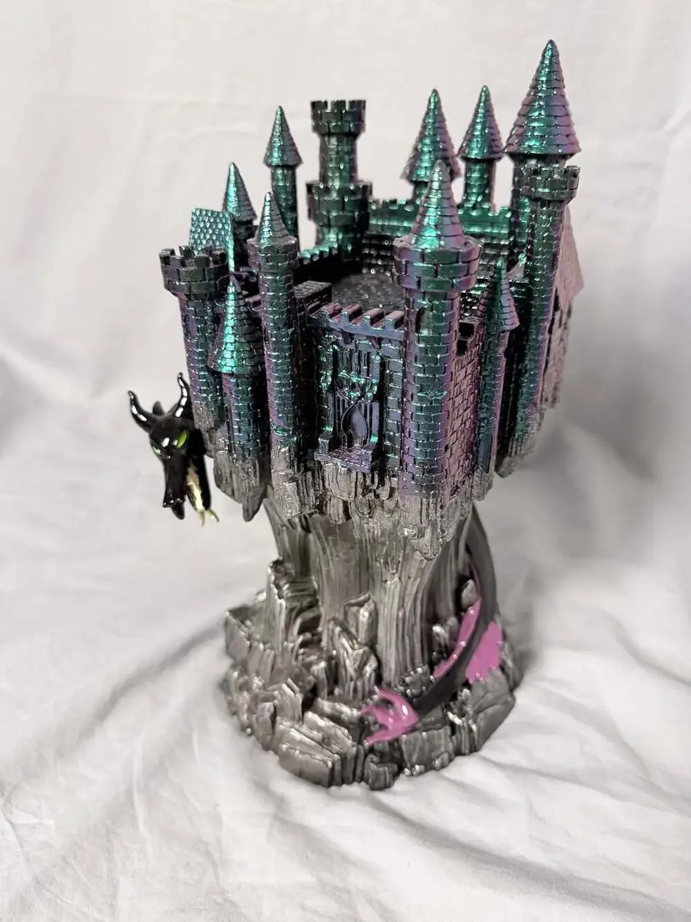 Bath & Body Works Disney Maleficent Dragon Castle 3-Wick Candle Holder - Picture 2 of 7